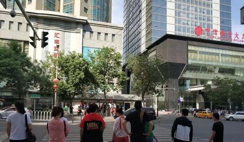 乌鲁木齐大小西门鞋帽零售的隐没往事